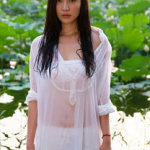小宋佳个人资料及图片,光影交织下的魅力女神
